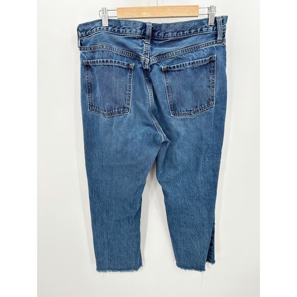 Old Navy Women High Rise Slouchy Straight Jeans Size 14 Distressed Button Fly - Picture 2 of 9